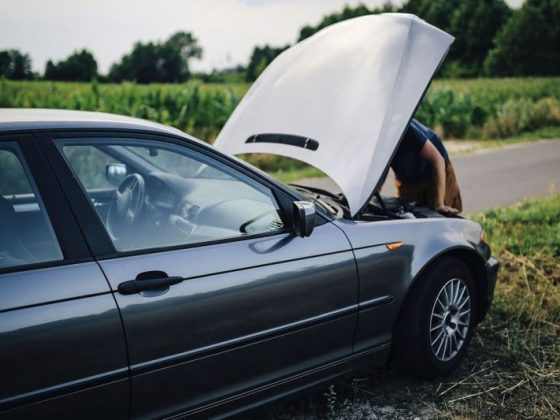 Jak bezpiecznie kupić używane auto