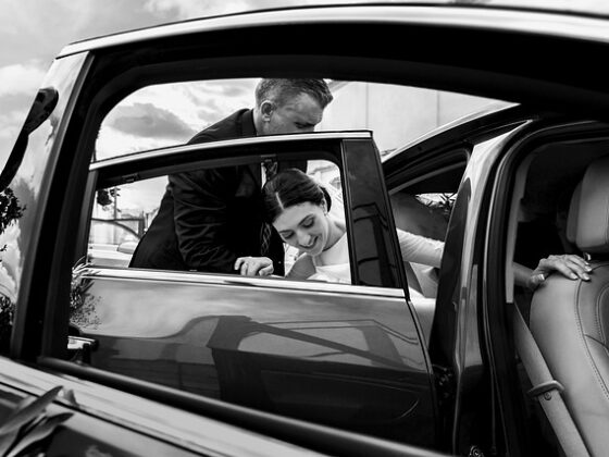 sportowy samochodu do ślubu